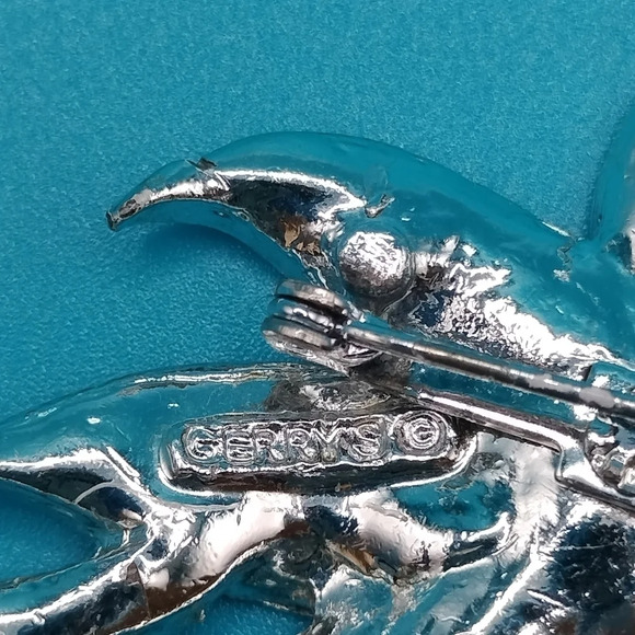 Vintage Gerry Poinsettia Flower Pin or Brooch Silver Christmas 2" - Picture 7 of 9